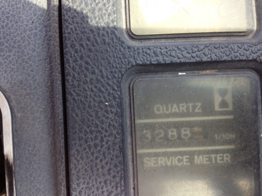 ขายรถแบคโฮล KOMATSU PC40-6 ทำสีใหม่ นำเข้า มือสองจากญี่ปุ่นแท้ๆ