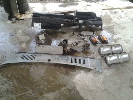 JOECLASSIC..ชำแหละsd23เรียบร้อยแล้วค่ะต้องการอะไหล่ชิ้นไหนโทรสอบฤามได้เลย..เครื่องsd23พร้อมเกียร์มีใบคุม..ขายแล้ว ..ชุดดิสก์เบรคหน้าใส่520 521 620..5500.พร้อมปีกนกบน-ล่าง..เฟืองท้าย35/8..รอบไว..พร้อมดุมหลัง..4000..ทะเบียนพร้อมชุดโอนสนใจอะไหล่อื่นๆสั่งได้เ