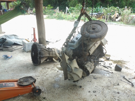 JOECLASSIC..ชำแหละsd23เรียบร้อยแล้วค่ะต้องการอะไหล่ชิ้นไหนโทรสอบฤามได้เลย..เครื่องsd23พร้อมเกียร์มีใบคุม..ขายแล้ว ..ชุดดิสก์เบรคหน้าใส่520 521 620..5500.พร้อมปีกนกบน-ล่าง..เฟืองท้าย35/8..รอบไว..พร้อมดุมหลัง..4000..ทะเบียนพร้อมชุดโอนสนใจอะไหล่อื่นๆสั่งได้เ