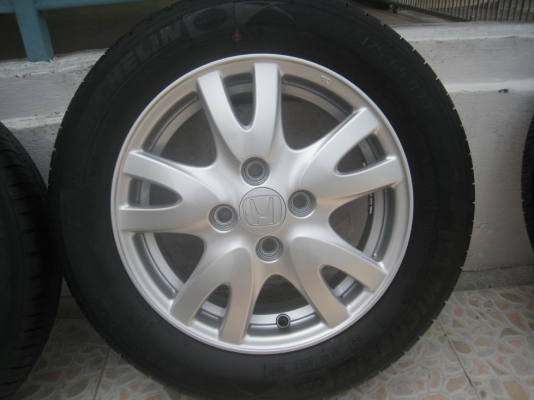 ขายล้อแม็ก Honda brio 14"x5" 4 รู100 et50 +ยางปี 5012 (081-3747940)