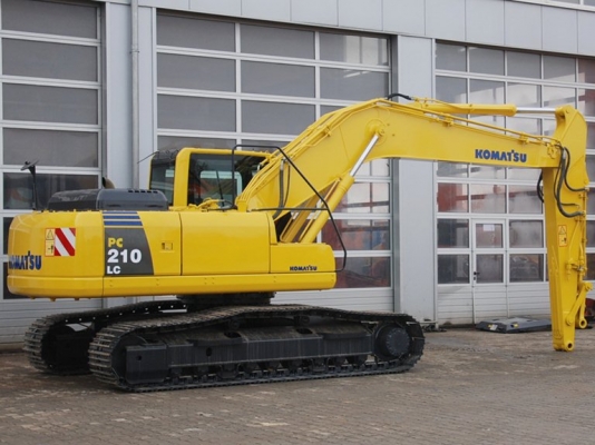 KOMATSU  PC 210-8
