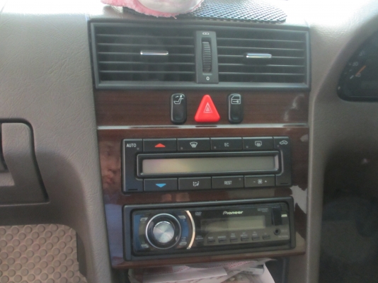 ขาย Benz c-class ปี98 รุ่นสุดท้ายก่อนเปลี่ยนตาถั่ว รถนำเข้าจากห้างแท้