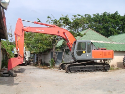HITACHI EX 220-2 ขายถูก - Truck2Hand.com