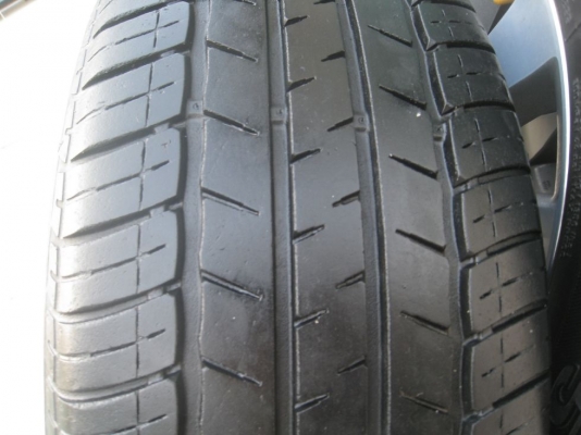 ขายล้อแม็ก honda civic 16"x6.5" 5 รู114 et45 +ยางธันวาปี09 (081-3747940)