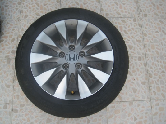 ขายล้อแม็ก honda civic 16"x6.5" 5 รู114 et45 +ยางธันวาปี09 (081-3747940)