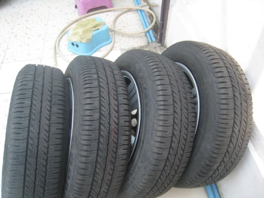 ขายกะทะล้อ Honda jazz ขอบ15 4/100 +ฝาครอบ + ยางปลายปี12 (081-3747940)