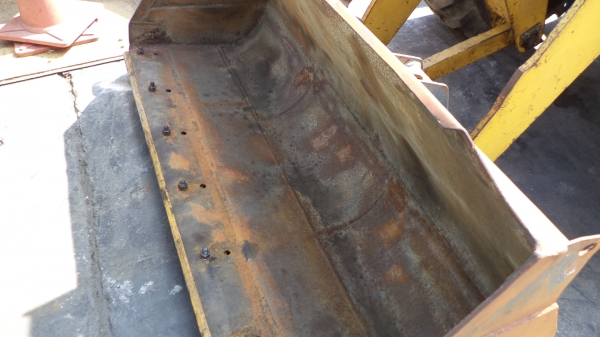 WA40-2-4315รถตักKOMATSUตอนนี้รถจอดที่(CSนวนคร)ครับ