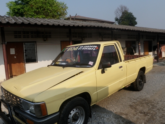 ขาย TOYOTA HILUX  LN56 ภาษีเต็มพร้อมใช้ วิ่งไกลสบาย