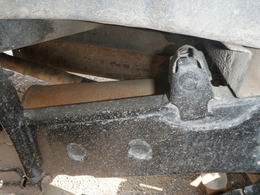 ขาย TOYOTA HILUX  LN56 ภาษีเต็มพร้อมใช้ วิ่งไกลสบาย