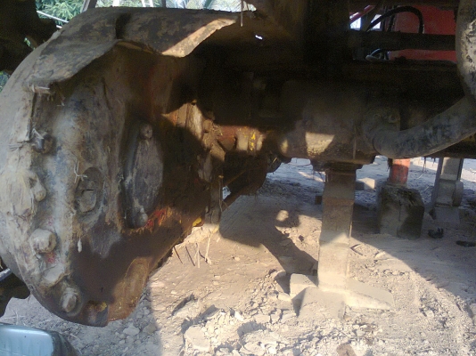 ขายรถเกี่ยวนวดข้าว รุ่น ไวไฟ2002