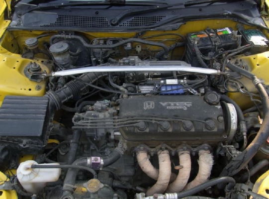 ขาย3Dr เกียร์ธรรดา LPG หัวฉีด เครื่อง D15B Sunloof ภายในตัวนอก สีสดๆ