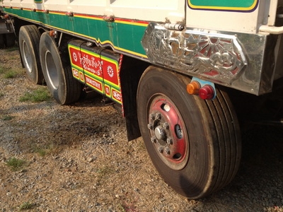 ขายรถพ่วง20ล้อดั๊มเกษตรซุ่นชัย อีซูสุ 260 แรงม้า สภาพสวย