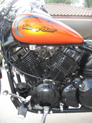 ยามาฮ่าแดร็กสตาร์ 400 คาสตอมปี 98 ประกอบใหม่