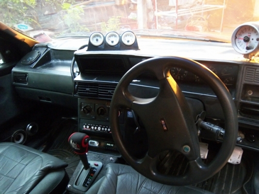 ... ขายรถเก๋งสภาพดีพร้อมใช้งาน 90000 บาท ...