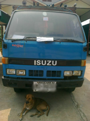 ขายรถบรรทุกหกล้อ ISUZU ELF วางหัว NKR เครื่อง 110 ยางใหม่ กะบะคาร์โก้ 4.5 เมตร ทะเบียนพร้อมโอน