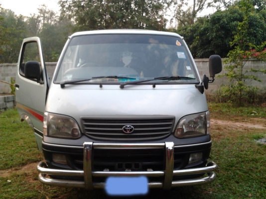 ขายรถตู้  TOYOTA HIACE COMMUTER หลังคาเตี้ย ปี42