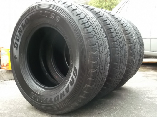ยาง Dunlop235/75/15 ปี11 1ชุด