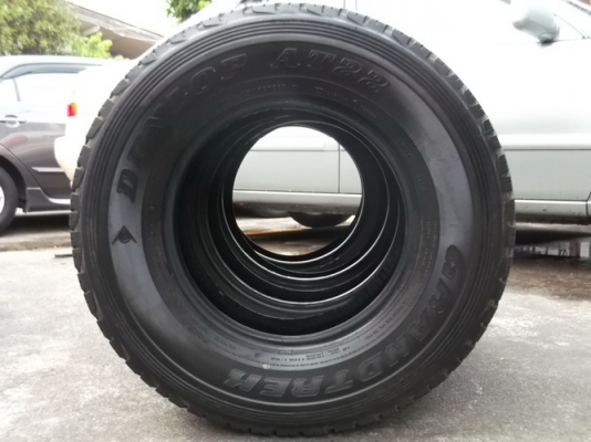 ยาง Dunlop235/75/15 ปี11 1ชุด