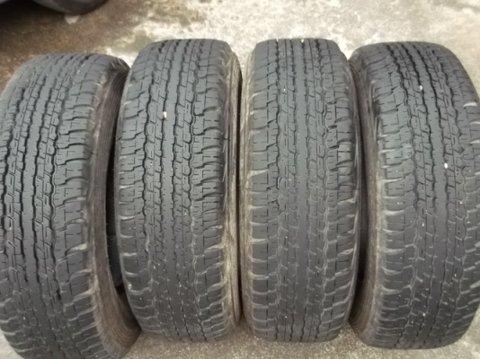 ยาง Dunlop235/75/15 ปี11 1ชุด