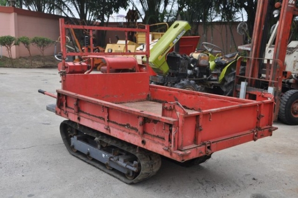 รถบรรทุกตีนตะขาบดัมพ์ได้ ยี่ห้อ KUBOTA เครื่องยนต์เบนซิน5cแรง มี3เกียร์