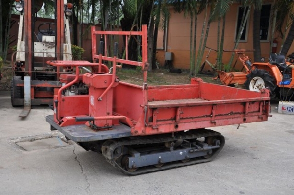 รถบรรทุกตีนตะขาบดัมพ์ได้ ยี่ห้อ KUBOTA เครื่องยนต์เบนซิน5cแรง มี3เกียร์