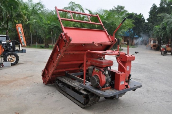 รถบรรทุกตีนตะขาบดัมพ์ได้ ยี่ห้อ KUBOTA เครื่องยนต์เบนซิน5cแรง มี3เกียร์