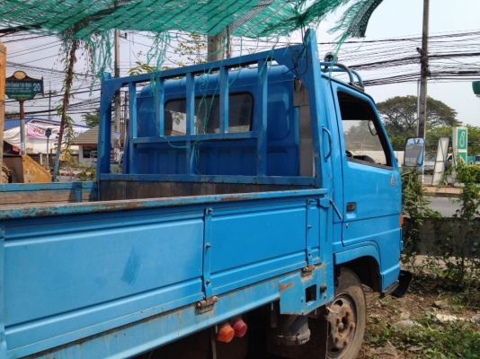 ISUZU, รถบรรทุก 6 ล้อ