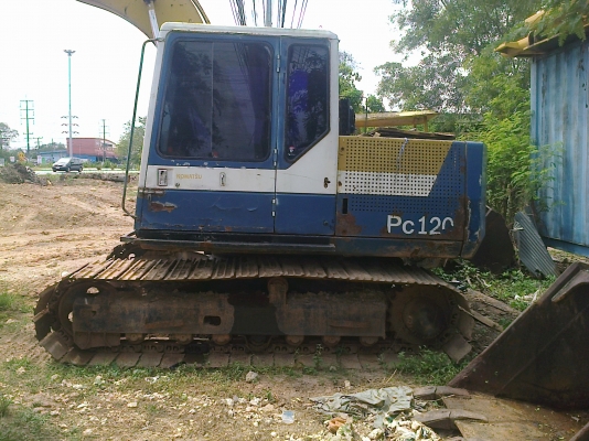 รถขุด 120-5 คอลโทนสั้น ช่วงล่างสวยใช้ได้(ขายไม่มีคนขับ)