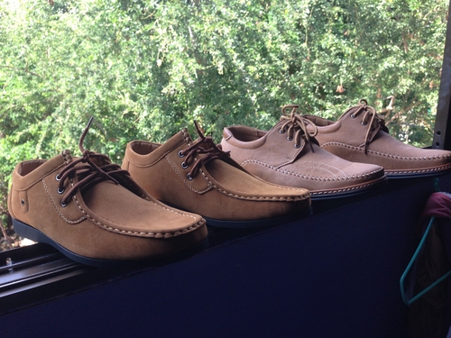 ร้องเท้าใหม่ไว้ไส่ขับรถ399ทุกคู่คับ