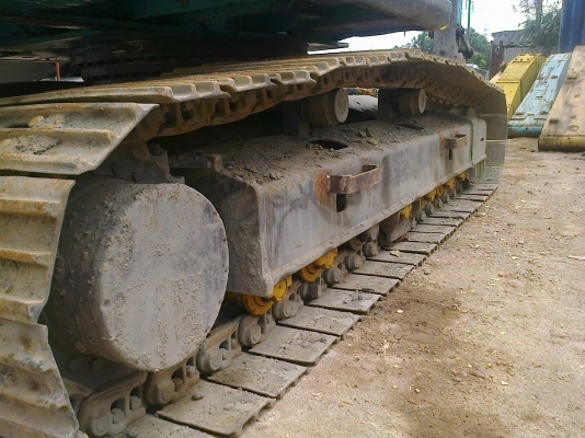 รถขุด200-6 YN09 พร้อมใช้ เอกสารใบอินวอยล์