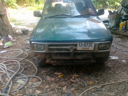 กะให้ช่างทำสีแต่ช่างไม่ว่างอะไหล่ก็ซื้อมาครบแล้ว 1.แก้มซ้ายขวา2.ขอบกระบะด้านซ้าย3.ฝาท้าย 4.กันชนหน้า ผมซื้อให้ครบแล้วใครมีอู่ที่ว่างงานเอาไปเก็บเองจดทะเบียน ธันวาคม 2537โปร่งหลังแท้ๆกระจกไฟฟ้า กะให้ช่างทำสีแต่ช่างไม่ว่างอะไหล่ก็ซื้อมาครบแล้ว 1.แก้มซ้ายขวา2.ขอบกระบะด้านซ้าย3.ฝาท้าย 4.กันชนหน้า ผมซื้อให้ครบแล้วใครมีอู่ที่ว่างงานเอาไปเก็บเองจดทะเบียน ธันวาคม 2537โปร่งหลังแท้ๆกระจกไฟฟ้า