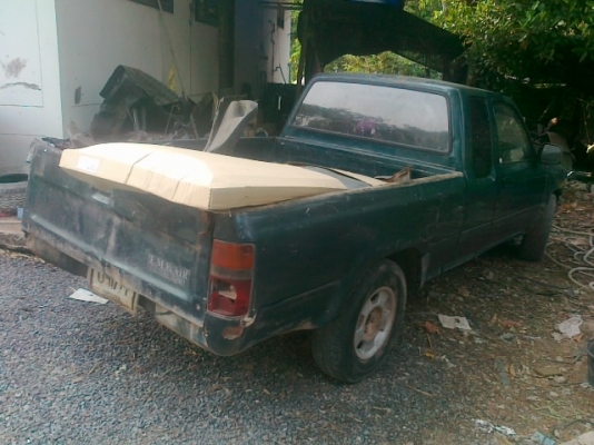 กะให้ช่างทำสีแต่ช่างไม่ว่างอะไหล่ก็ซื้อมาครบแล้ว 1.แก้มซ้ายขวา2.ขอบกระบะด้านซ้าย3.ฝาท้าย 4.กันชนหน้า ผมซื้อให้ครบแล้วใครมีอู่ที่ว่างงานเอาไปเก็บเองจดทะเบียน ธันวาคม 2537โปร่งหลังแท้ๆกระจกไฟฟ้า กะให้ช่างทำสีแต่ช่างไม่ว่างอะไหล่ก็ซื้อมาครบแล้ว 1.แก้มซ้ายขวา2.ขอบกระบะด้านซ้าย3.ฝาท้าย 4.กันชนหน้า ผมซื้อให้ครบแล้วใครมีอู่ที่ว่างงานเอาไปเก็บเองจดทะเบียน ธันวาคม 2537โปร่งหลังแท้ๆกระจกไฟฟ้า