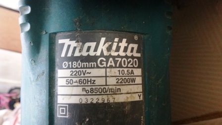 เครื่องเจียรไฟฟ้า MAKITA GA7020 ใหม่มากๆ เครื่องเจียรไฟฟ้า MAKITA GA7020 ใหม่มากๆ