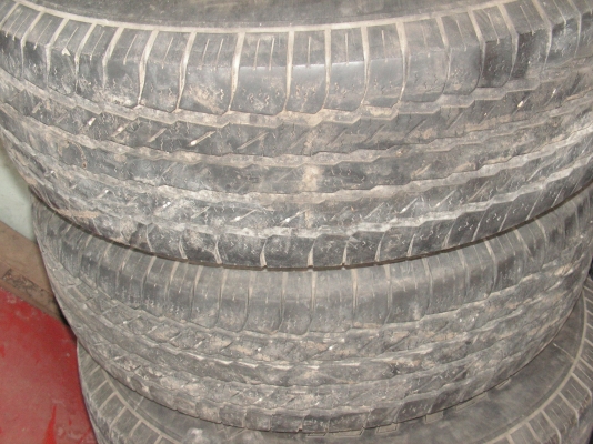 ล้อพร้อมยางขอบ16(พี่ที่อยู่เกษตรรับไปดูแลต่อแล้วครับ)