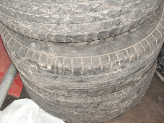 ล้อพร้อมยางขอบ16(พี่ที่อยู่เกษตรรับไปดูแลต่อแล้วครับ)