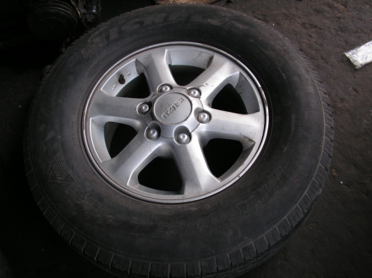 ล้อพร้อมยางขอบ16(พี่ที่อยู่เกษตรรับไปดูแลต่อแล้วครับ)