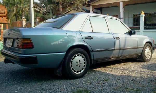 ขาย benz 230E W124 เครื่อง 2JZ ติด LPG แล้ว 195,000 ขาย benz 230E W124 เครื่อง 2JZ ติด LPG แล้ว 195,000