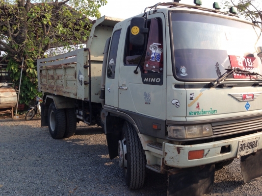 ขาย6ล้อ ดั้มดินHINO FF 195แรง ยาง900(รถห้าง)