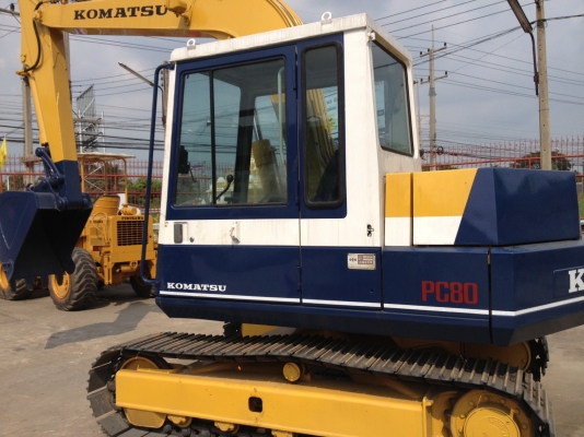 ของเพิ่งเข้าจากญี่ปุ่น!!! แบคโฮ KOMATSU-PC80-3 มือสองญี่ปุ่นแท้ สภาพดี ทำสีแล้ว รถพร้อมใช้ ราคาคุยกันได้ มีบริการขนส่ง