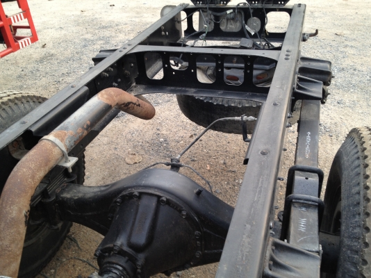 ขาย 6 ล้อ HINO MECA 500 150 แรง หัวกับคัสซี ยาว 4.3 เมตร ปี 2552 ขาย 6 ล้อ HINO MECA 500 150 แรง หัวกับคัสซี ยาว 4.3 เมตร ปี 2552