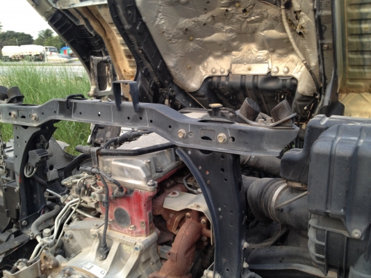 ขาย 6 ล้อ HINO MECA 500 150 แรง หัวกับคัสซี ยาว 4.3 เมตร ปี 2552 ขาย 6 ล้อ HINO MECA 500 150 แรง หัวกับคัสซี ยาว 4.3 เมตร ปี 2552