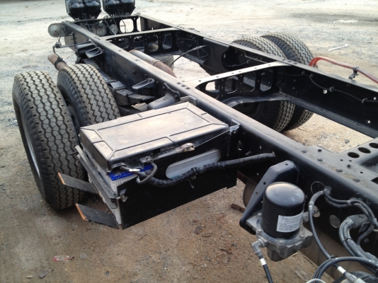 ขาย 6 ล้อ HINO MECA 500 150 แรง หัวกับคัสซี ยาว 4.3 เมตร ปี 2552 ขาย 6 ล้อ HINO MECA 500 150 แรง หัวกับคัสซี ยาว 4.3 เมตร ปี 2552