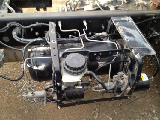 ขาย 6 ล้อ HINO MECA 500 150 แรง หัวกับคัสซี ยาว 4.3 เมตร ปี 2552 ขาย 6 ล้อ HINO MECA 500 150 แรง หัวกับคัสซี ยาว 4.3 เมตร ปี 2552