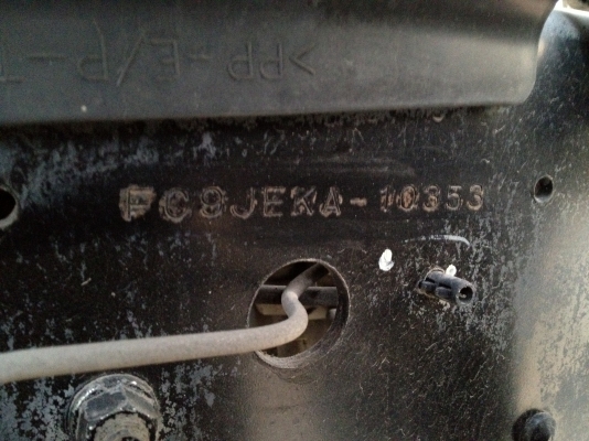 ขาย 6 ล้อ HINO MECA 500 150 แรง หัวกับคัสซี ยาว 4.3 เมตร ปี 2552 ขาย 6 ล้อ HINO MECA 500 150 แรง หัวกับคัสซี ยาว 4.3 เมตร ปี 2552