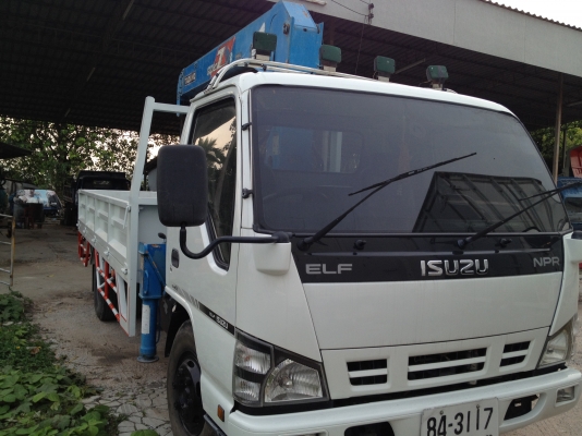 ขาย 6 ล้อ ISUZU NPR 130 ติดเครน 3 ตัน 3 ปลอก ขาย 6 ล้อ ISUZU NPR 130 ติดเครน 3 ตัน 3 ปลอก