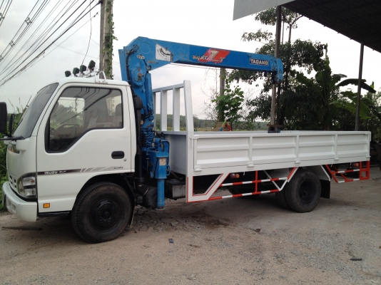 ขาย 6 ล้อ ISUZU NPR 130 ติดเครน 3 ตัน 3 ปลอก ขาย 6 ล้อ ISUZU NPR 130 ติดเครน 3 ตัน 3 ปลอก