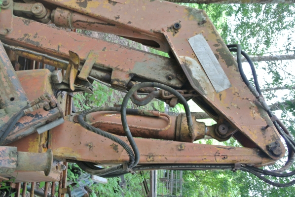 HEAB 3  ตัน สามท่อน  ยังใช้งานได้  พร้อมขายค่ะ