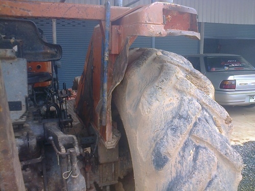 ฝากขายรถไถ KUBOTA 8030 ฝากขายรถไถ KUBOTA 8030