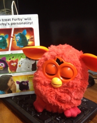 ขายferby 4,850 พร้อมส่ง