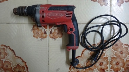 สว่านไฟฟ้าMaktec MT814 สภาพใหม่ ราคาถูก